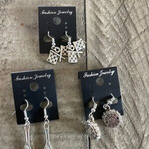 Earrings / 3 pairs / flags, beer cap and wrenches